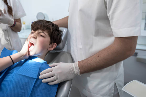 Best Emergency Treatment for Dental Infections or Abscesses in Cera, AL